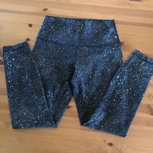 Lululemon wunder under